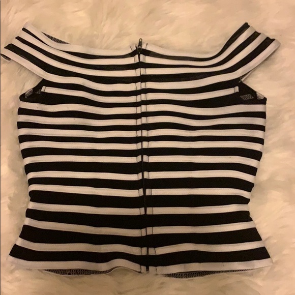 Blouse - Picture 2 of 2